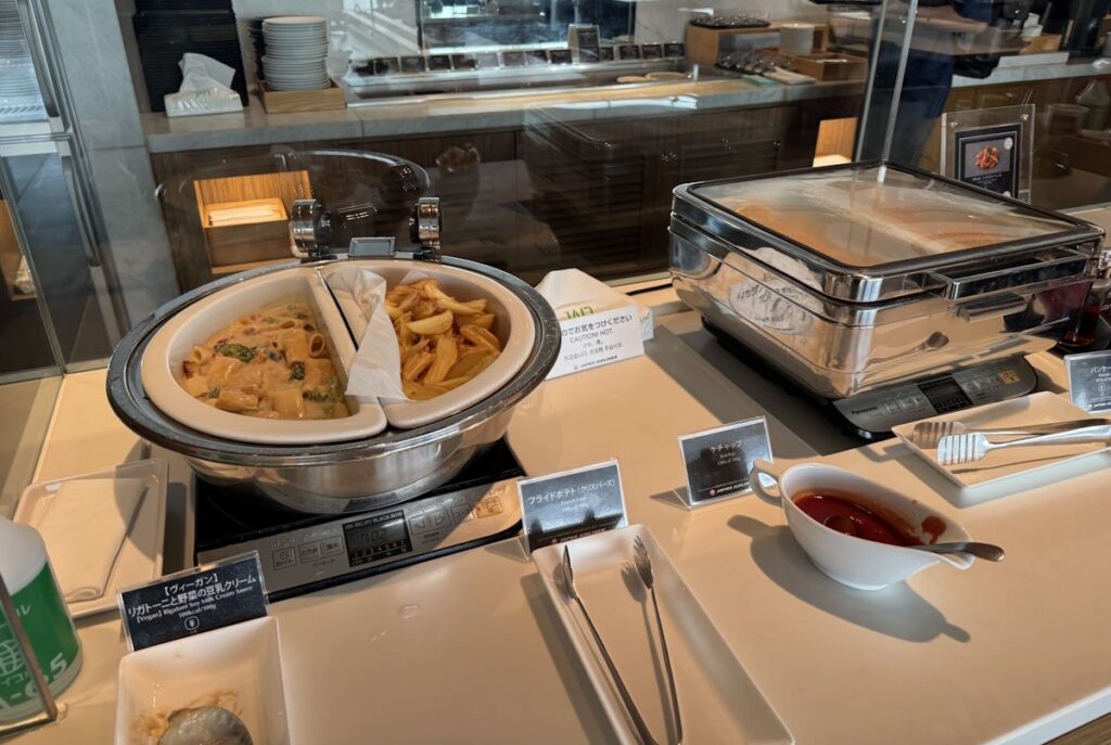 narita_jal_sakuralounge_buffet