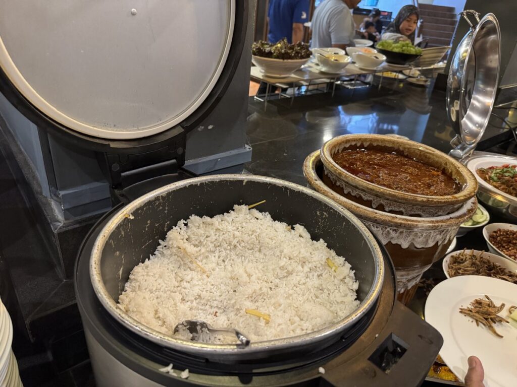 VilleaPortDickson_breakfast1